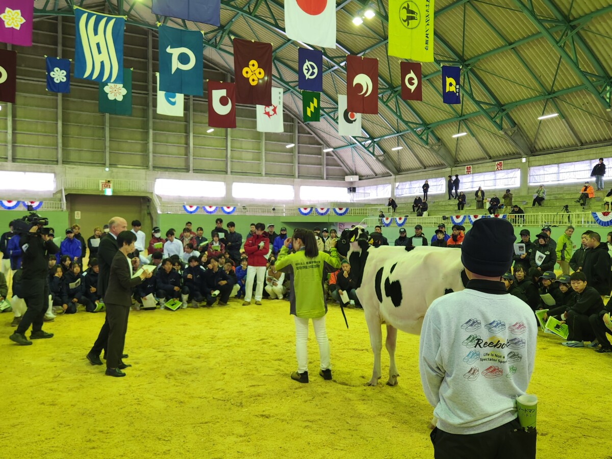 第16回全日本共進会において後継者育成プログラムを実施しました