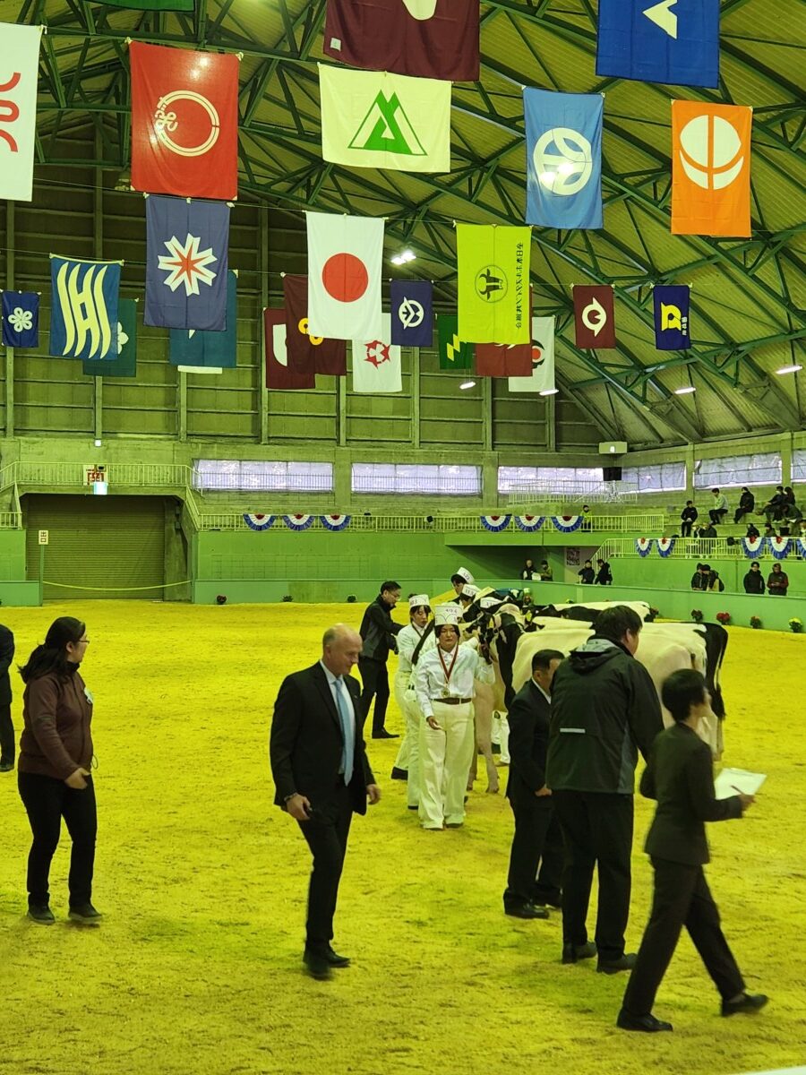 第16回全日本共進会において後継者育成プログラムを実施しました