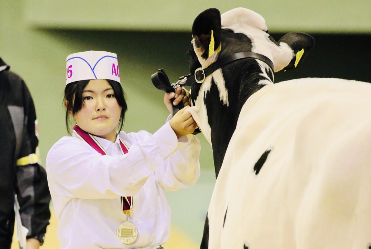 第16回全日本共進会において後継者育成プログラムを実施しました